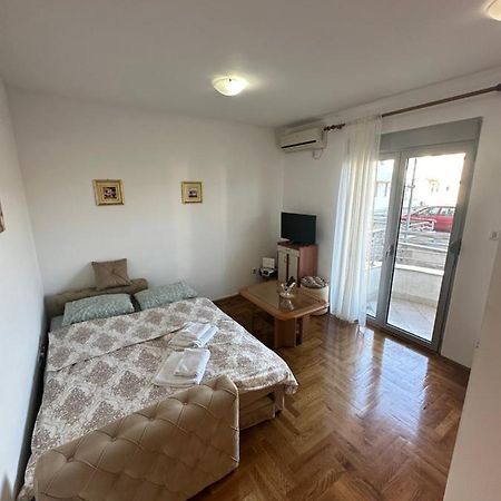 Apartment Stex 4 Podgorica Exterior photo