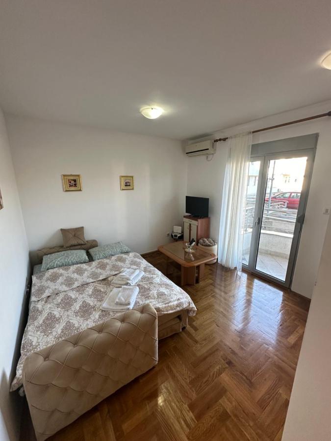 Apartment Stex 4 Podgorica Exterior photo